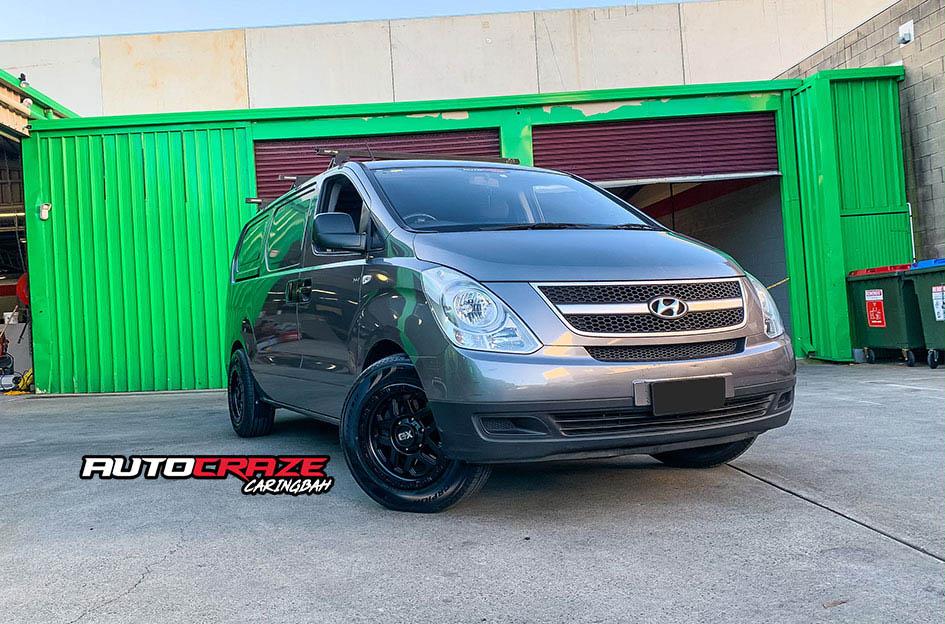 HYUNDAI-ILOAD-RG2-SATIN-BLACK
